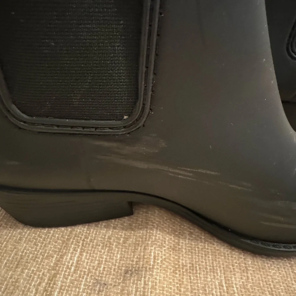 Like new! Jeffrey Campbell Havana Last Rain Boot, sz 7